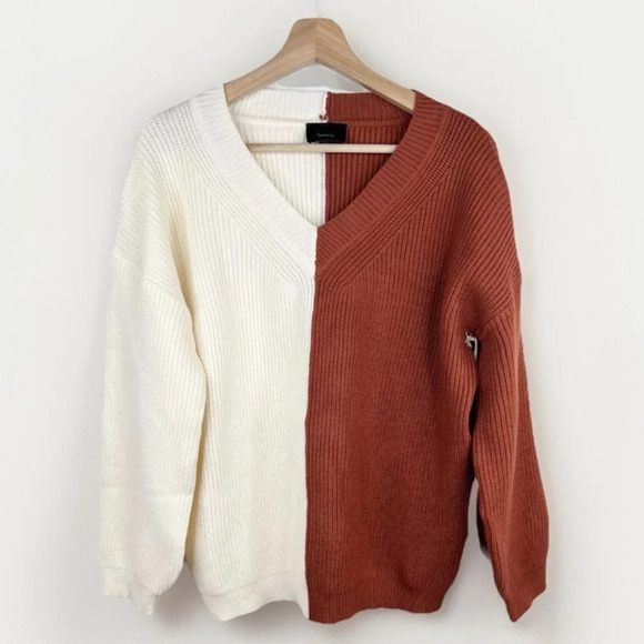 Lumiere V-Neck Color Block Pullover Sweater Size M Cream and Rust Brown - Picture 1 of 10